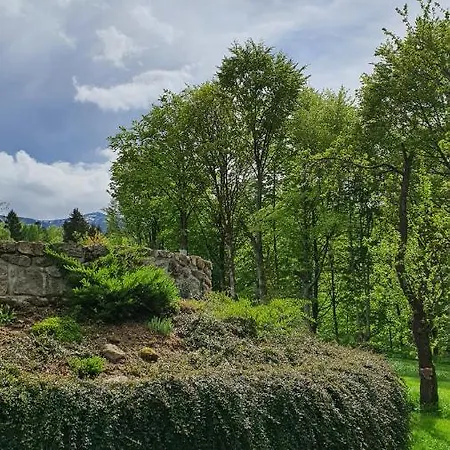 Pod Lipami 3* Jagniatkow