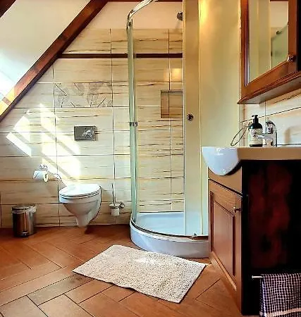 Pod Lipami 3* Jagniatkow