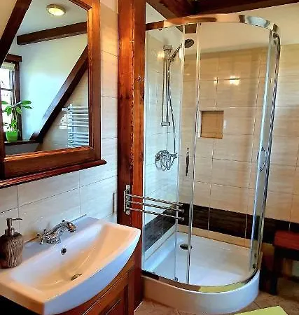 Pod Lipami Guest house