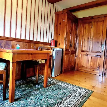 Guest house Pod Lipami 3*