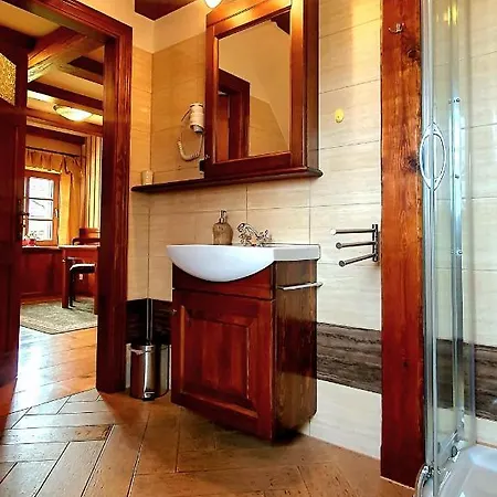 Pod Lipami Jagniatkow