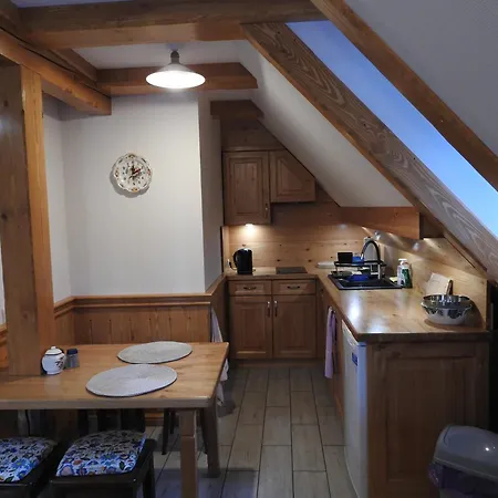 Pod Lipami Гостевой дом Jagniatkow