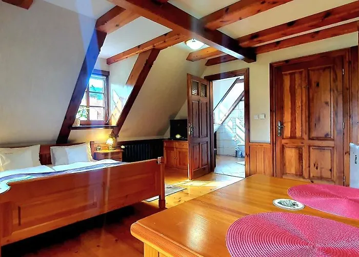 Pod Lipami Гостевой дом