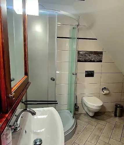 Pod Lipami Гостевой дом Jagniatkow