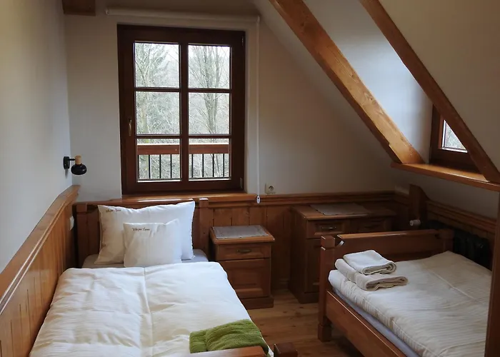 Pod Lipami Гостевой дом 3*